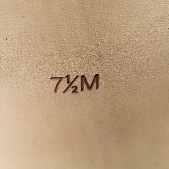 Halogen 'Sadee' Side Zip Bootie, Black Leather, Womens Size 7.5 - Picture 10 of 10